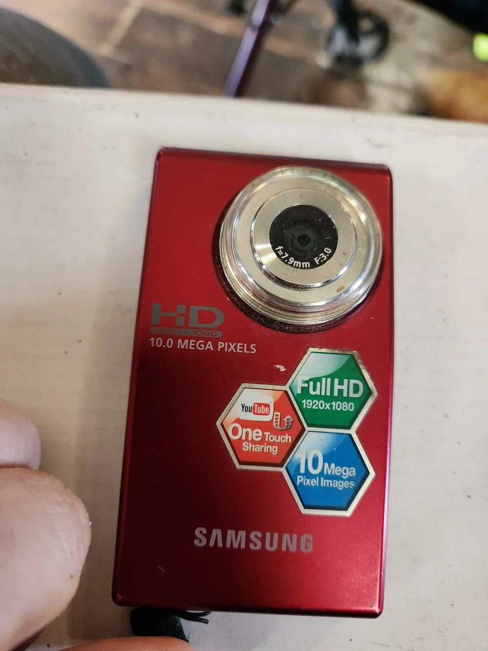 Samsung Red Compact 10MP Digital Camera with Full HD Recording